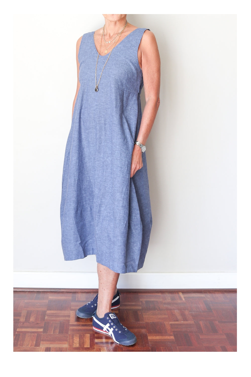 SLEEVELESS LINEN DRESS BLUE