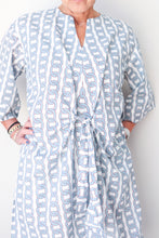 Collarless Front Tie Dress White/Grey Chain